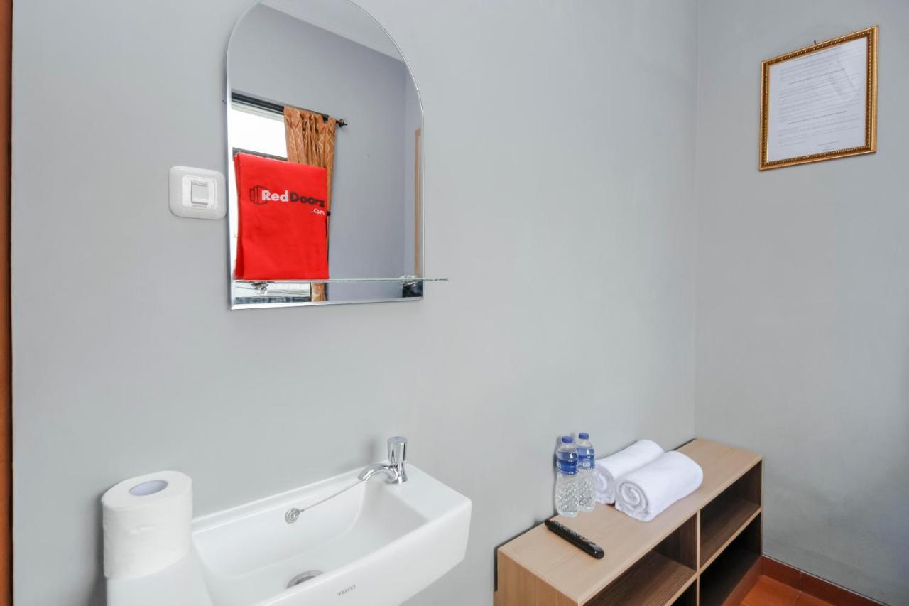 Reddoorz Near Manggarai Station 2 Hotel จาการ์ตา ภายนอก รูปภาพ